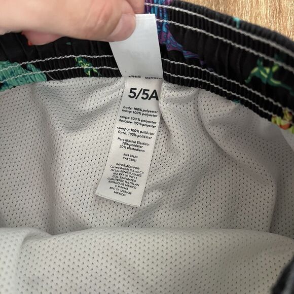 Carter’s Boys Colorful Dinosaur Print Swim Trunks – Size 5/5A Black - Picture 3 of 6